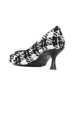 White and black bouclè Only pumps ROBERTO FESTA | ONLYNERO